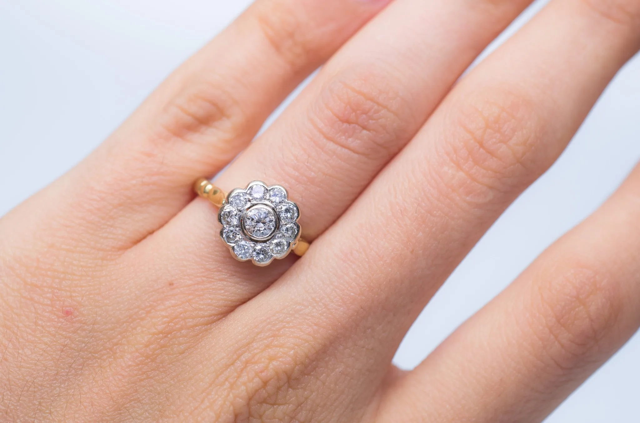 0.85CTW VINTAGE DIAMOND DAISY RING IN MIXED GOLD