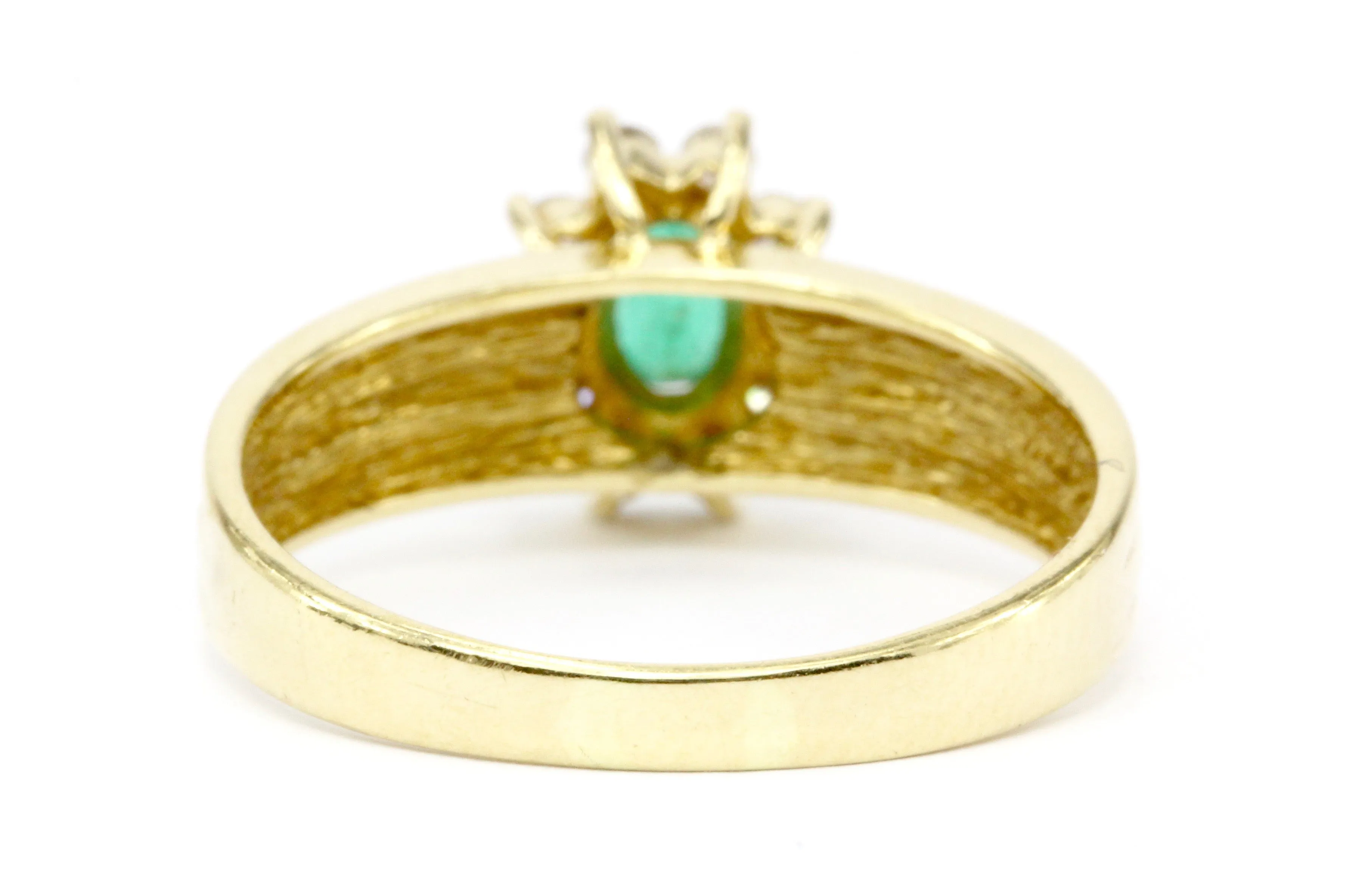 14K Gold Emerald & Diamond Halo Engagement Ring Size 7.25