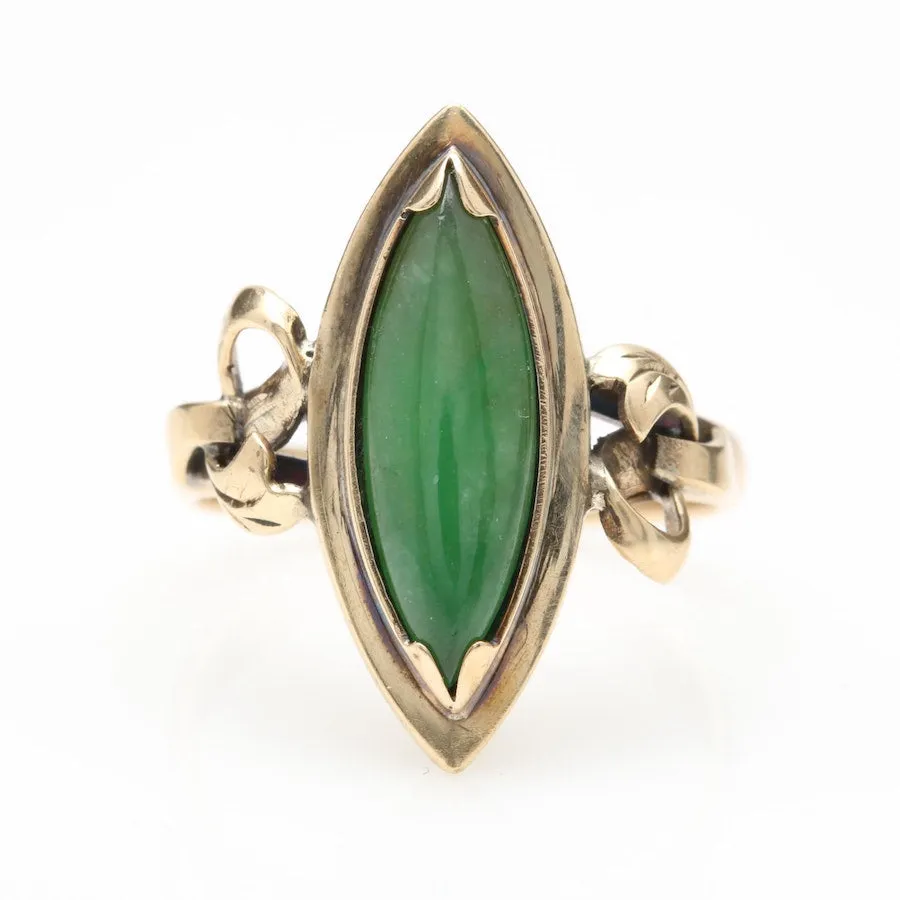 14K Yellow Gold and Jadeite Ring - Arts and Crafts Style - 1930s