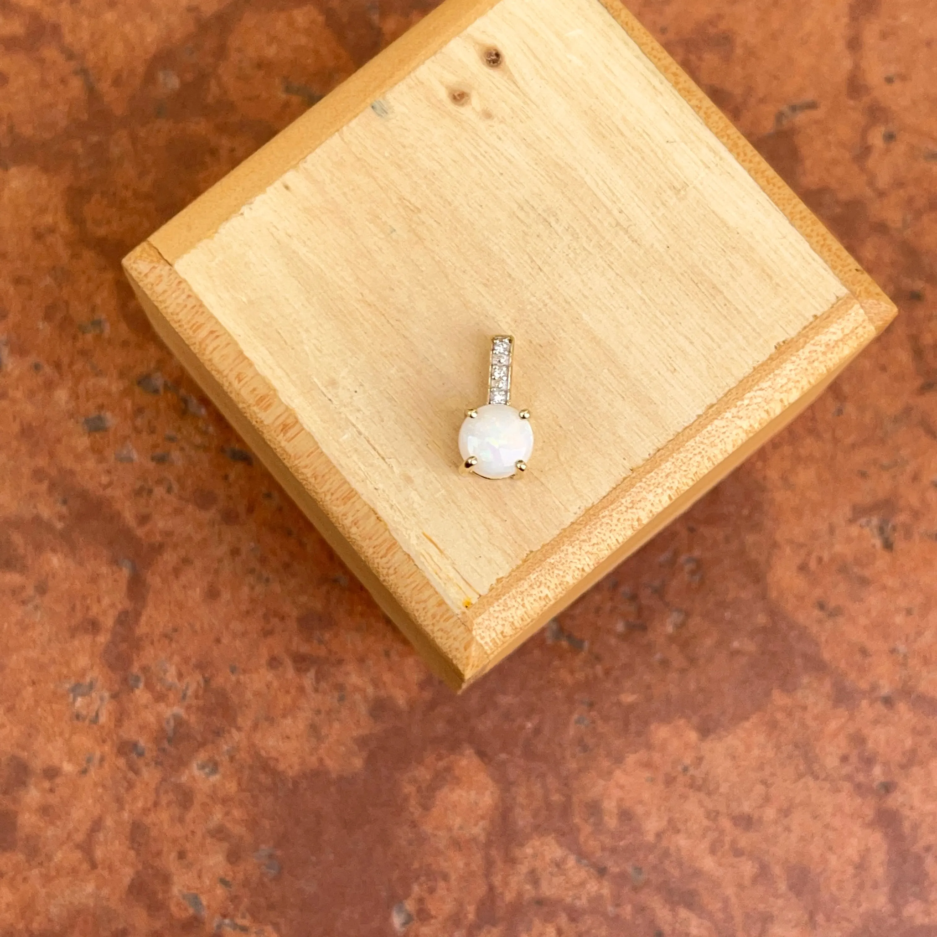 14KT Yellow Gold Round Opal   Diamond Pendant Slide