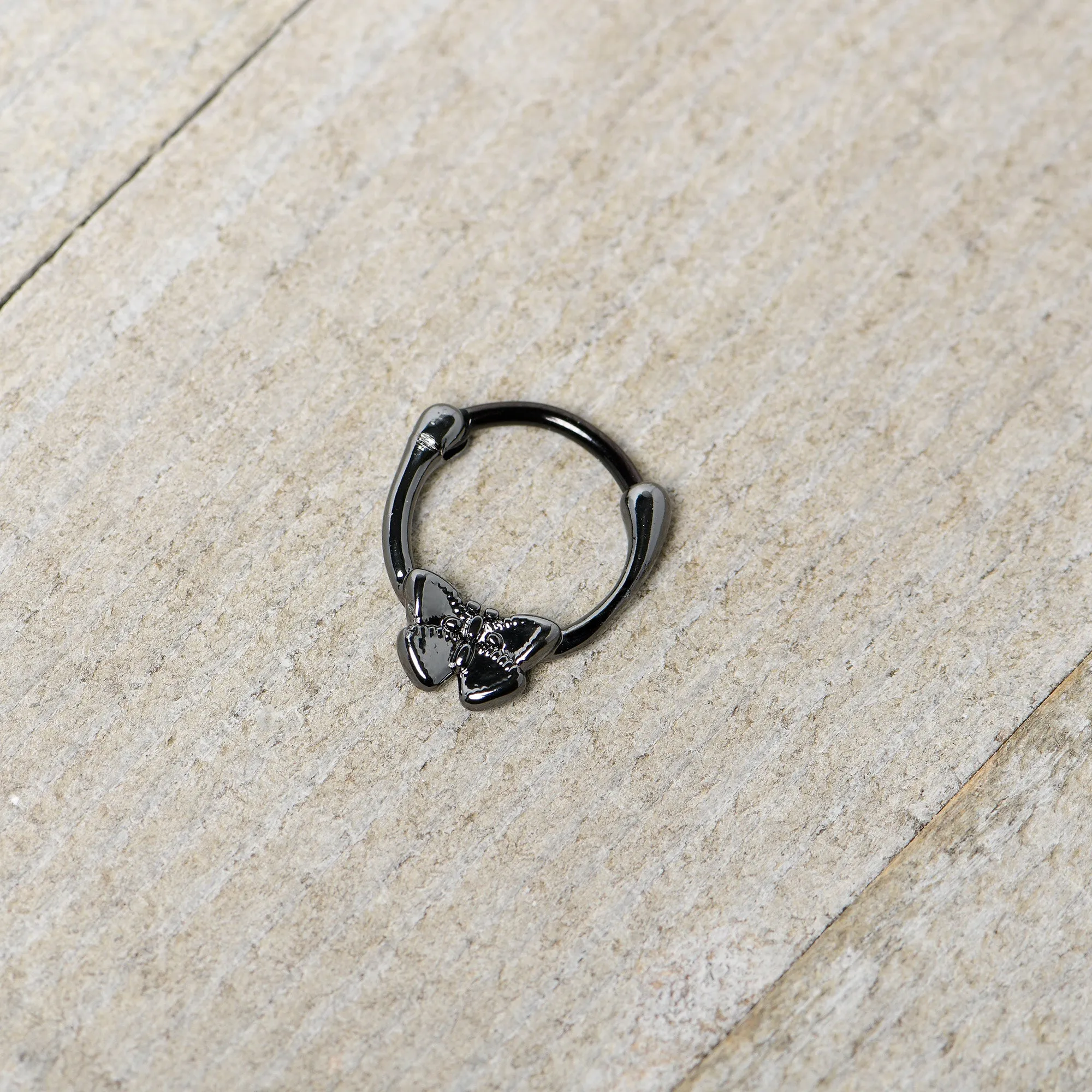 16 Gauge 3/8 Black Textured Simple Butterfly Cartilage Clicker