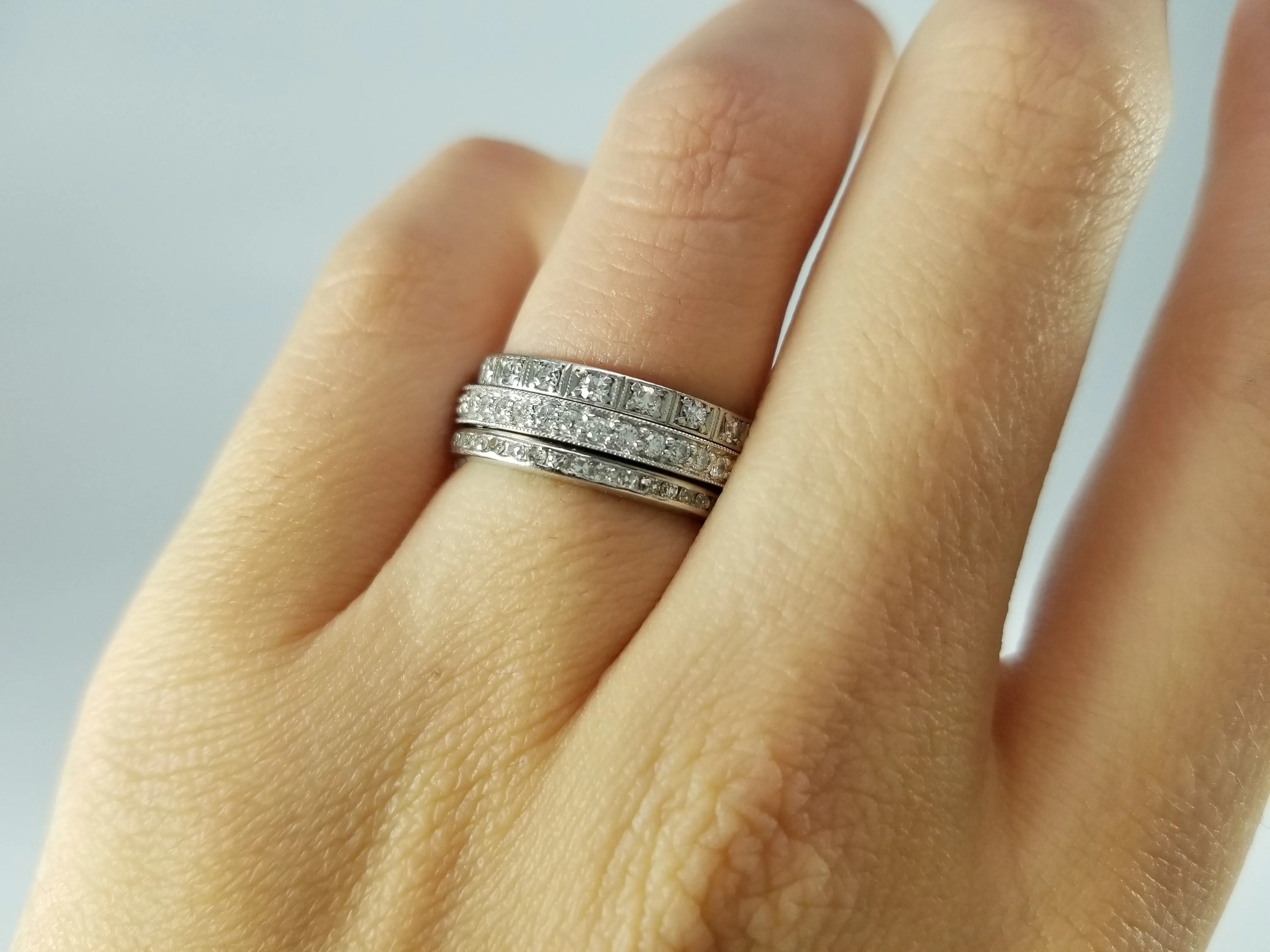 18k WHITE GOLD FULL ETERNITY BAND