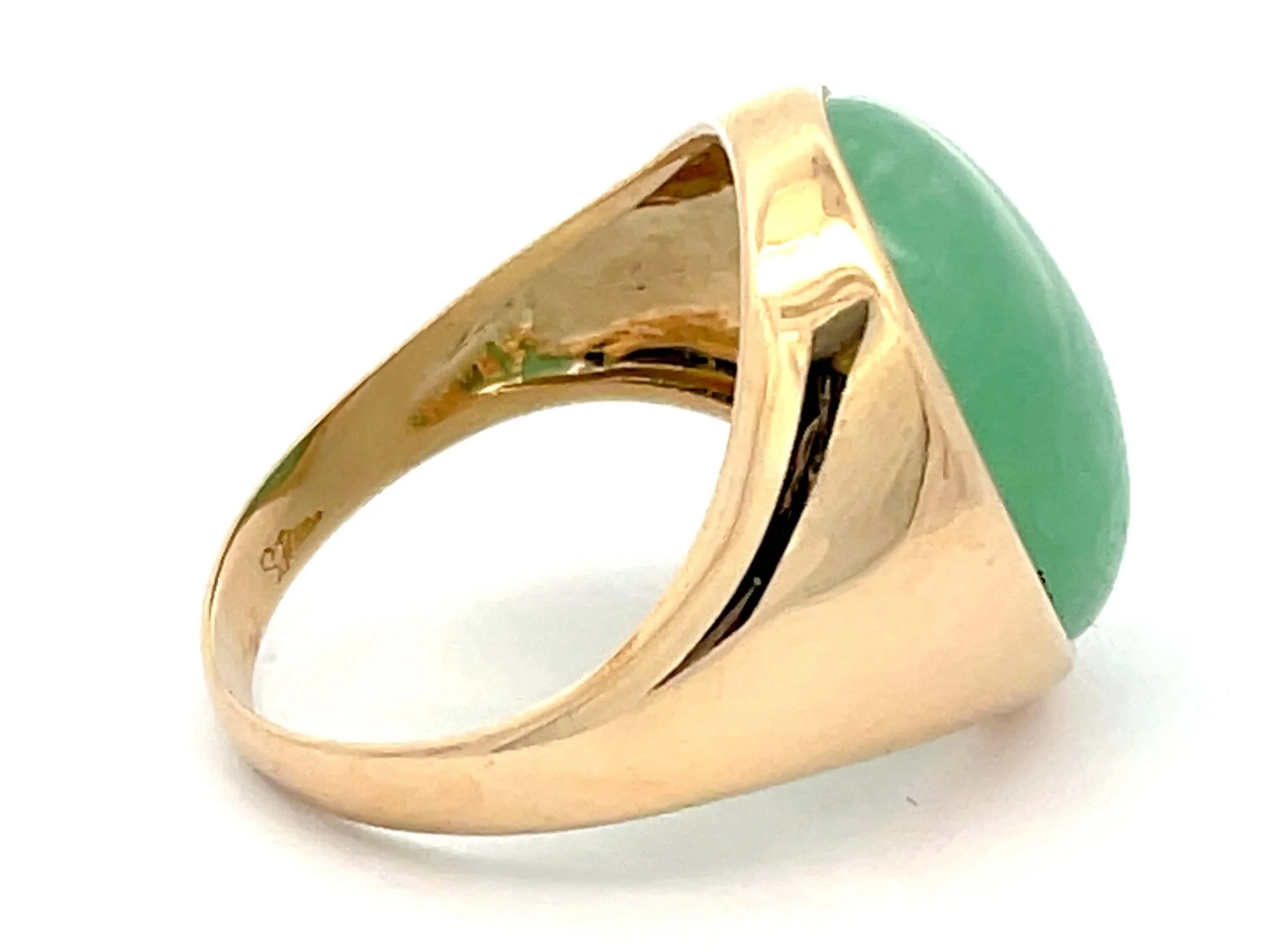 22 Carat Oval Cabochon Green Jade Ring in 14K Yellow Gold