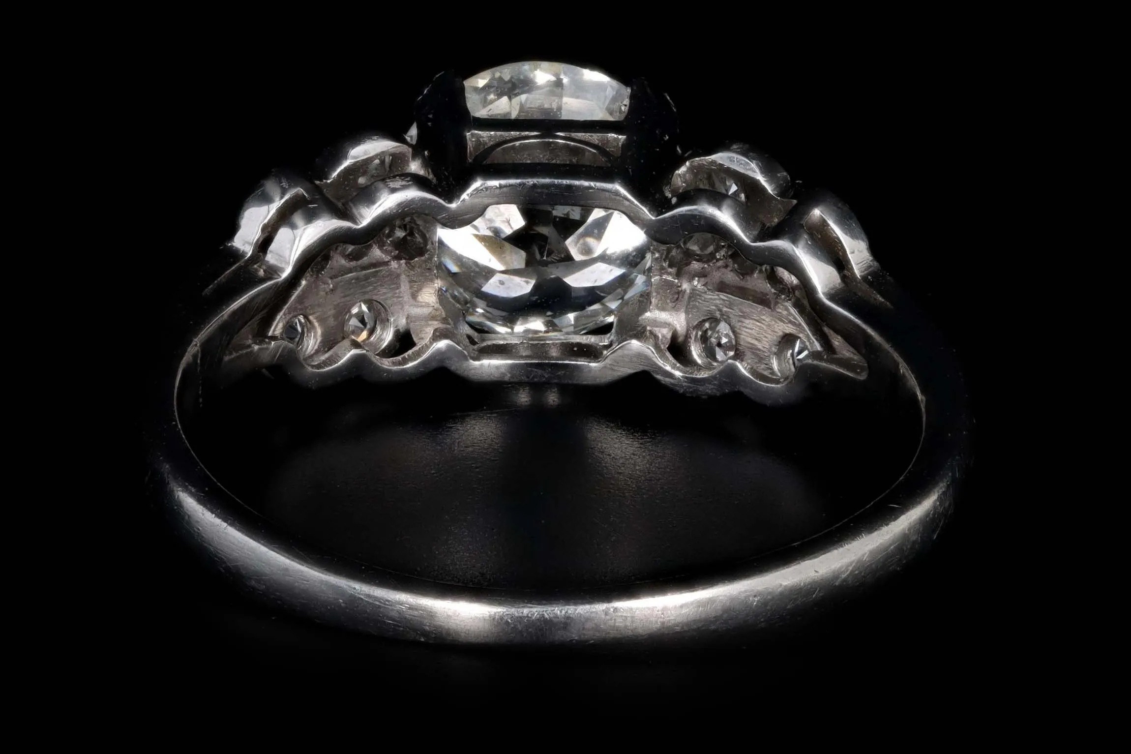 Art Deco Platinum 1.40 Carat Old European Cut Diamond Engagement Ring