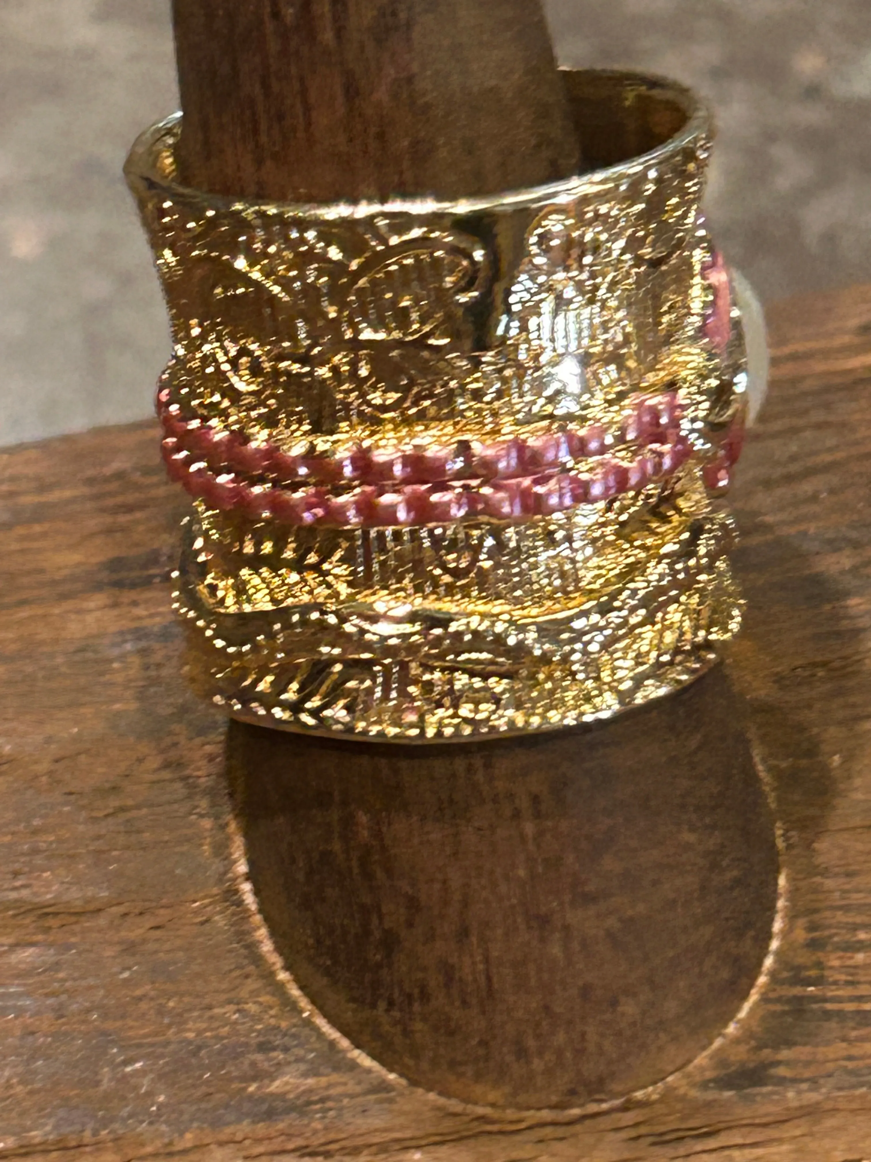 Bougie Boutique Gold Pearl ring