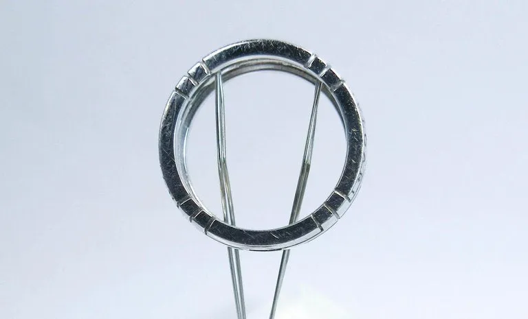 BVLGARI 18 Karat White Gold Ring Size 6 1/2