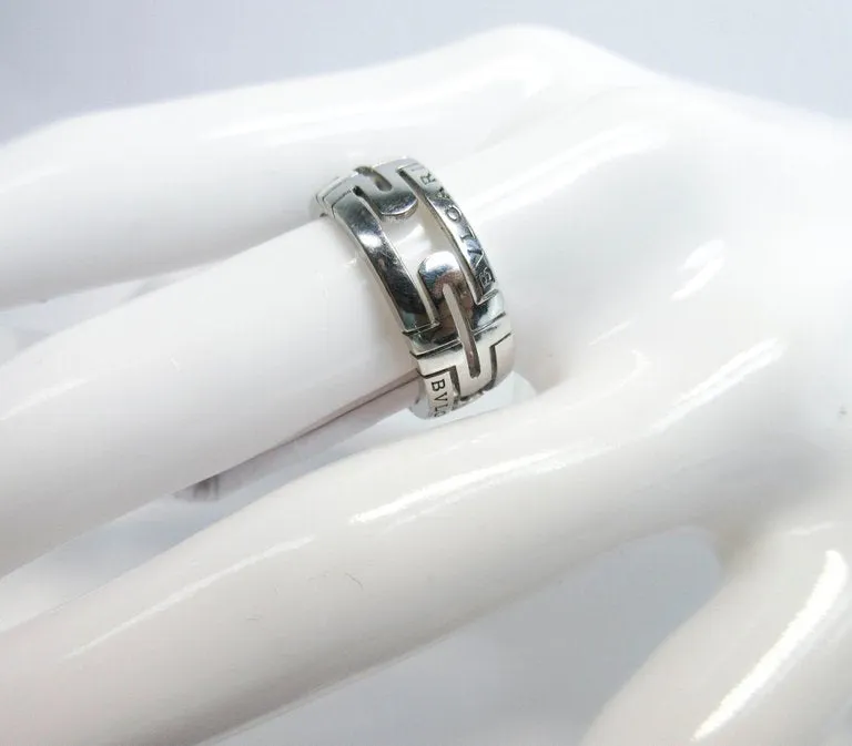 BVLGARI 18 Karat White Gold Ring Size 6 1/2