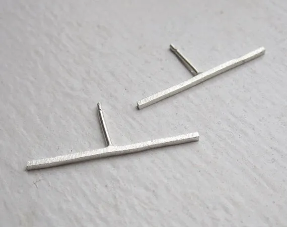 Classic Quality And Design - Sterling Silver Staple Line Stud Earrings - 0203