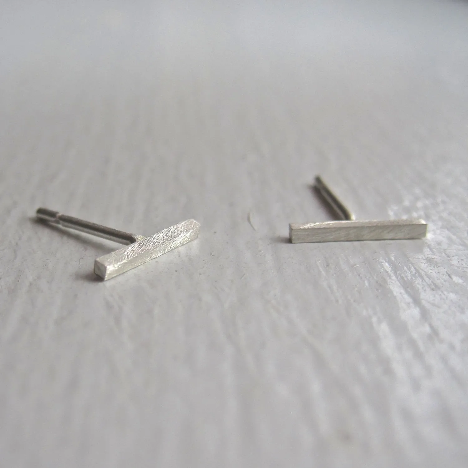 Classic Quality And Design - Sterling Silver Staple Line Stud Earrings - 0203
