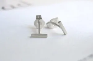 Classic Quality And Design - Sterling Silver Staple Line Stud Earrings - 0203
