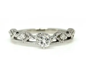 Dainty Vintage Crown Diamond Ring