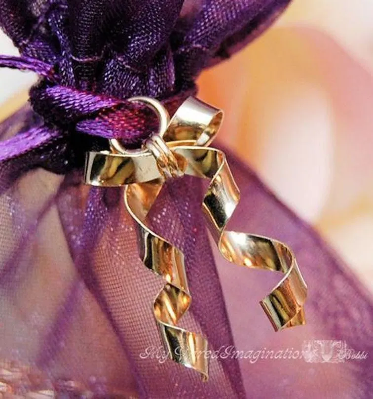 Faux Bow Wire Earrings or Pendant, Wire Wrap Jewelry Tutorial