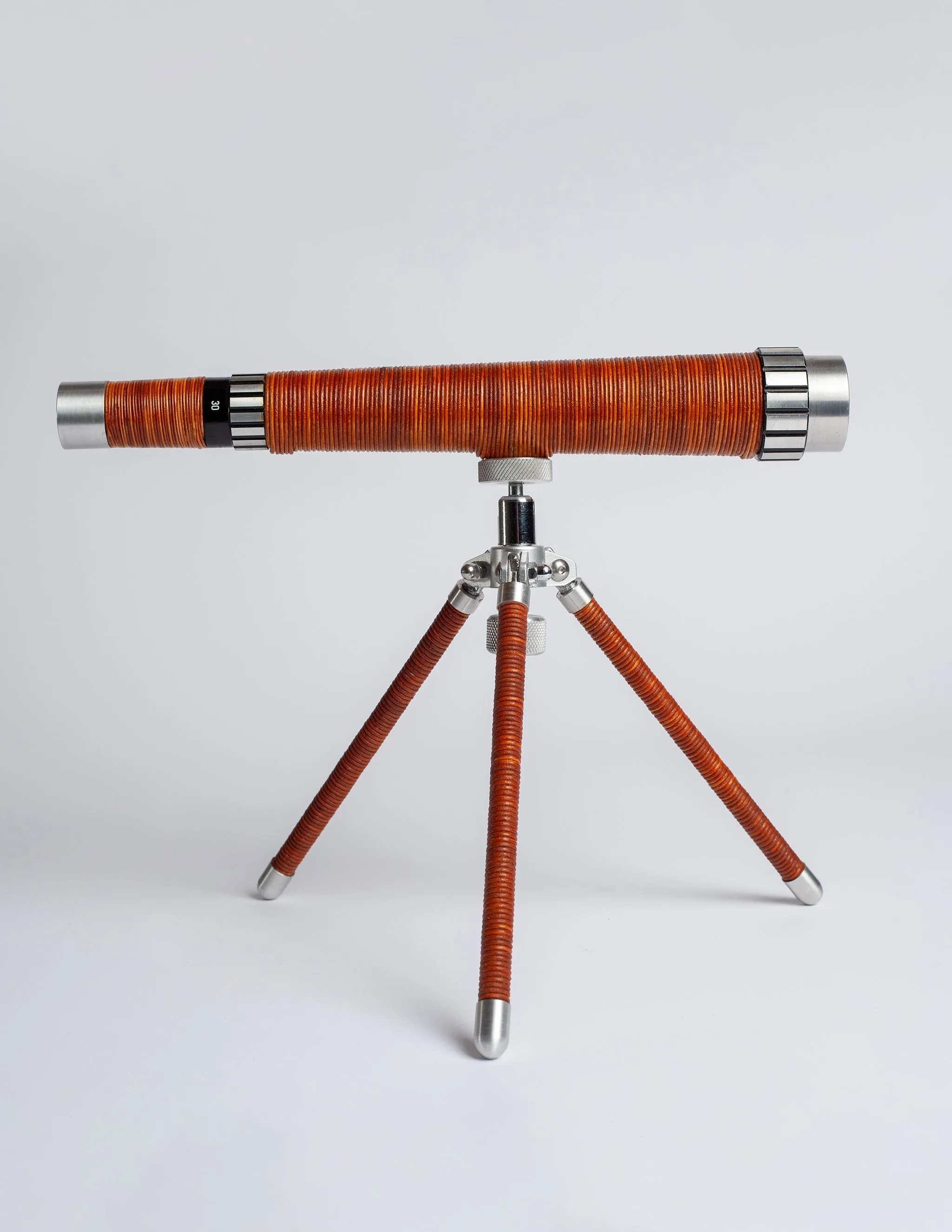 Helio Ascari Vintage Telescope