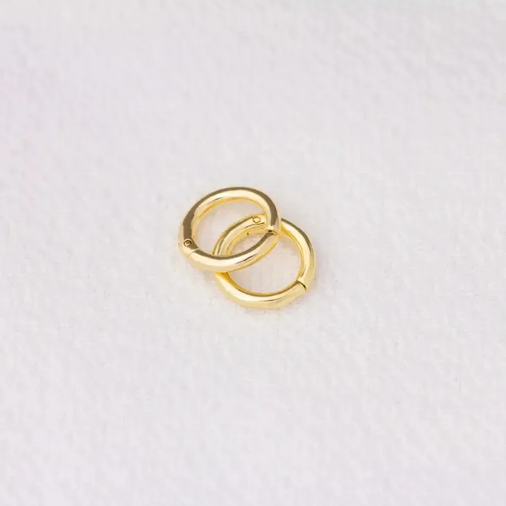 Mini Hoop Seamless Earrings