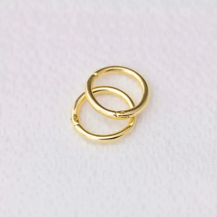 Mini Hoop Seamless Earrings