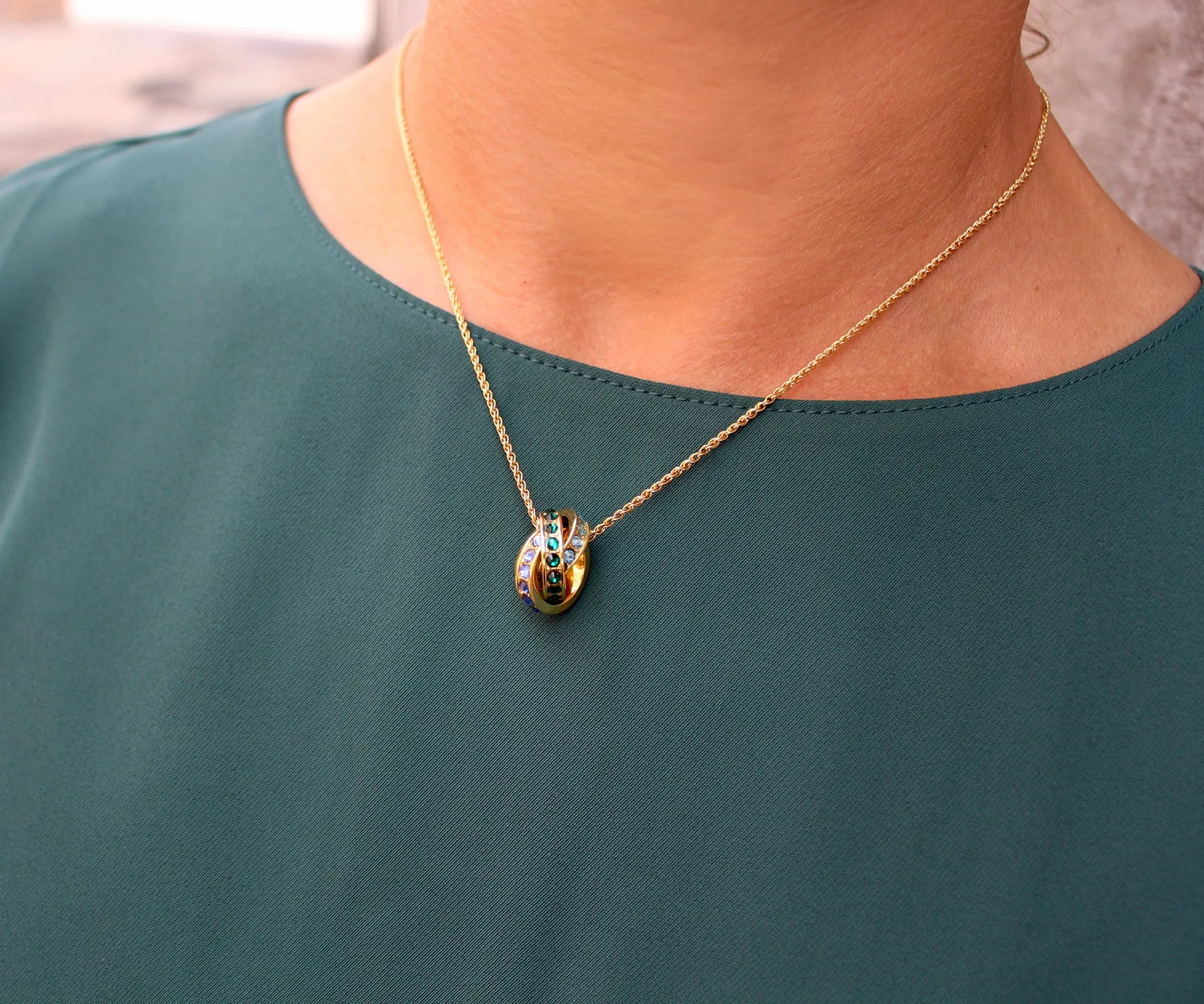 Mother's Interlocking 3 Birthstone Silver Necklace