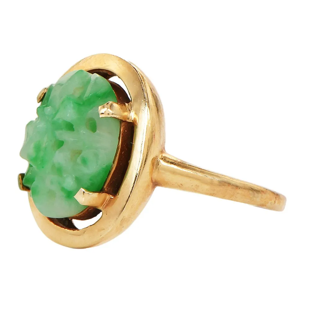 Oval Shaped Floral Carved Jade Piece in 14K Yellow Gold Ring