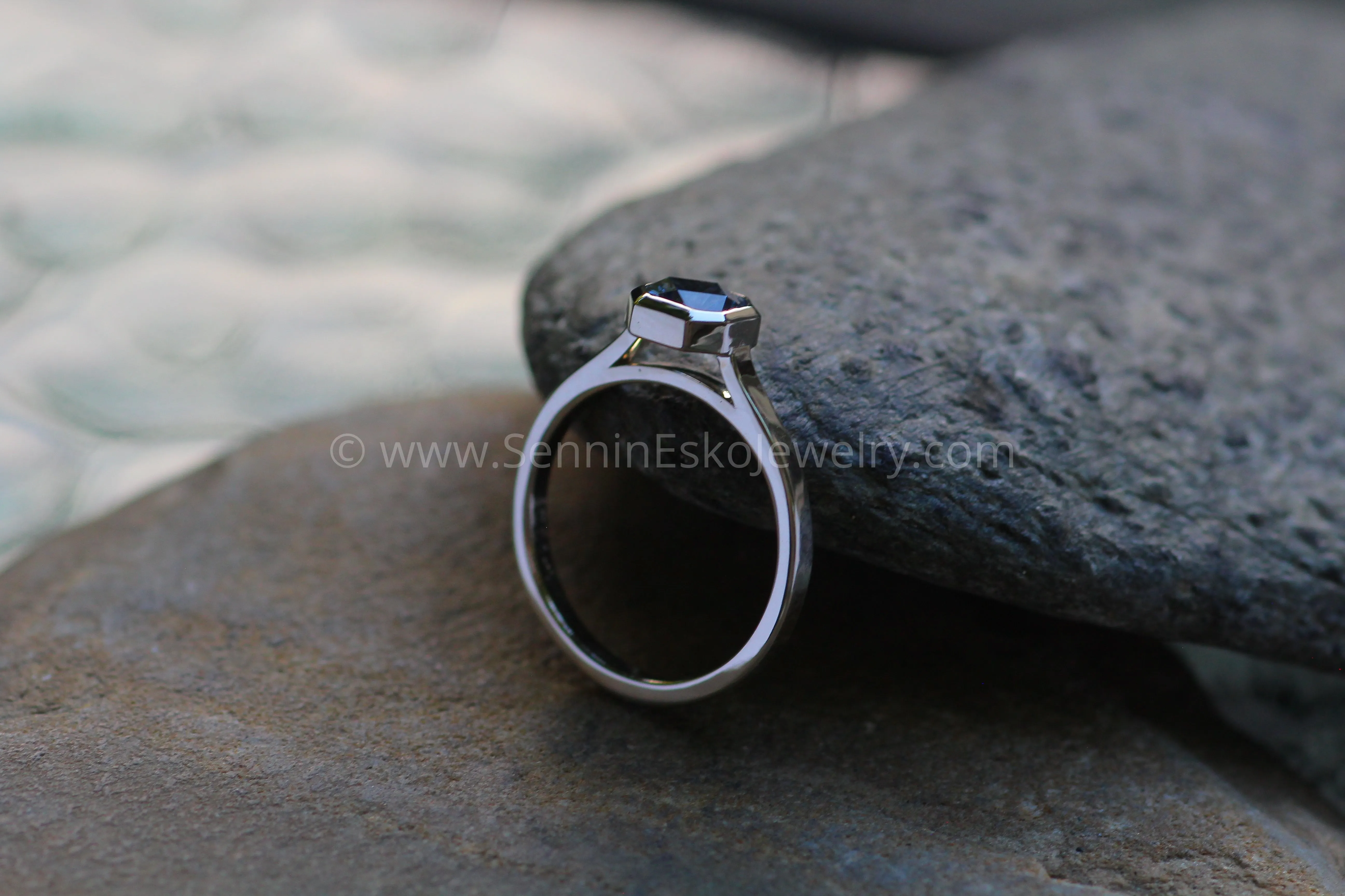 Peekaboo Medium/Lightweight Ring Setting - Depicted with Periwinkle Umba Sapphire (Setting Only, Center Stone Sold Separately)