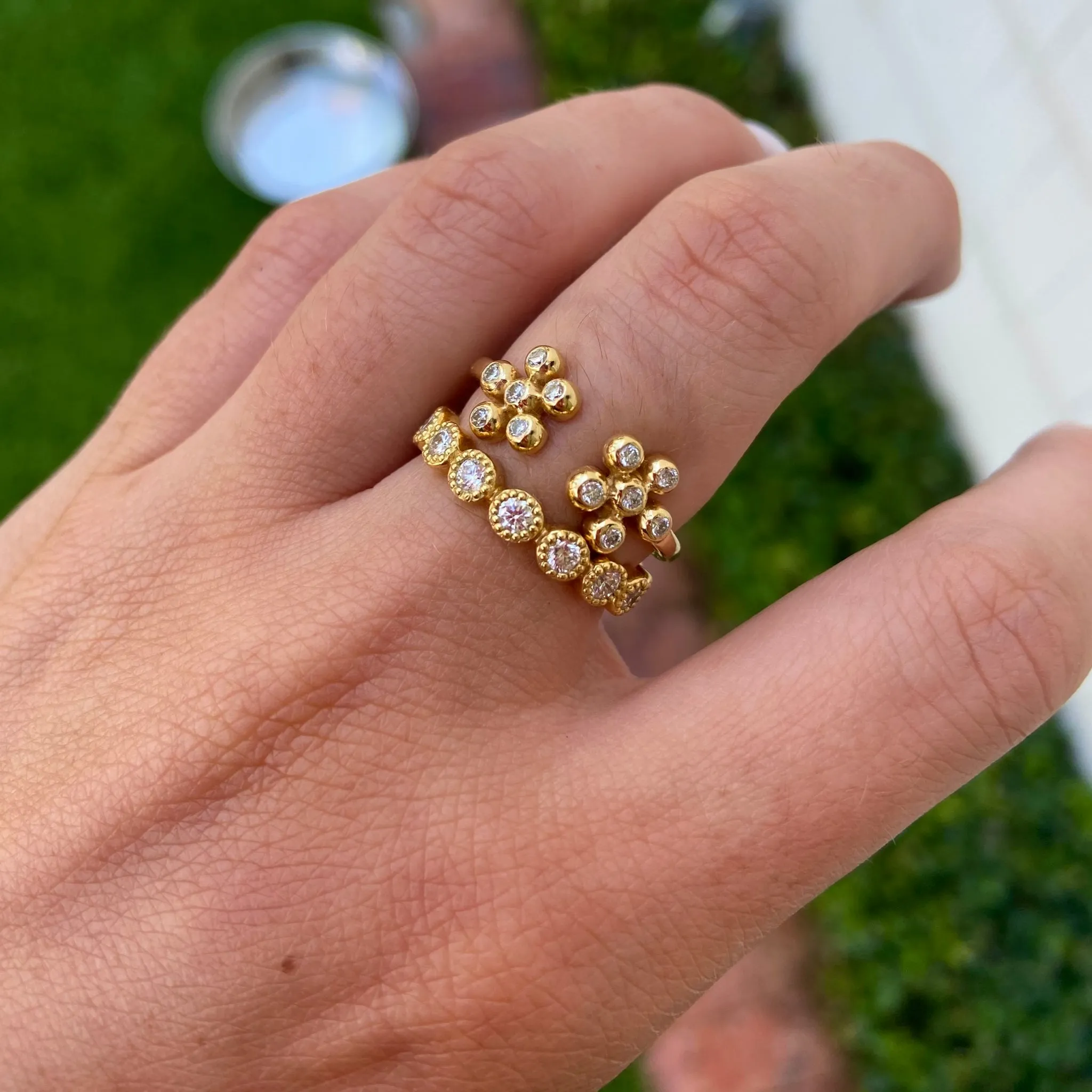 Pimpernel Ring in 18k Gold with Diamonds