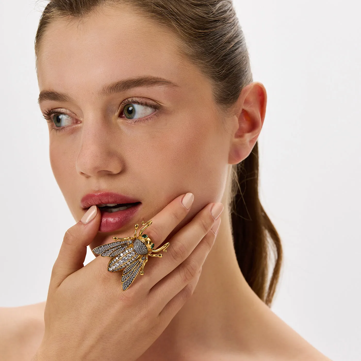 QUEEN BEE RING