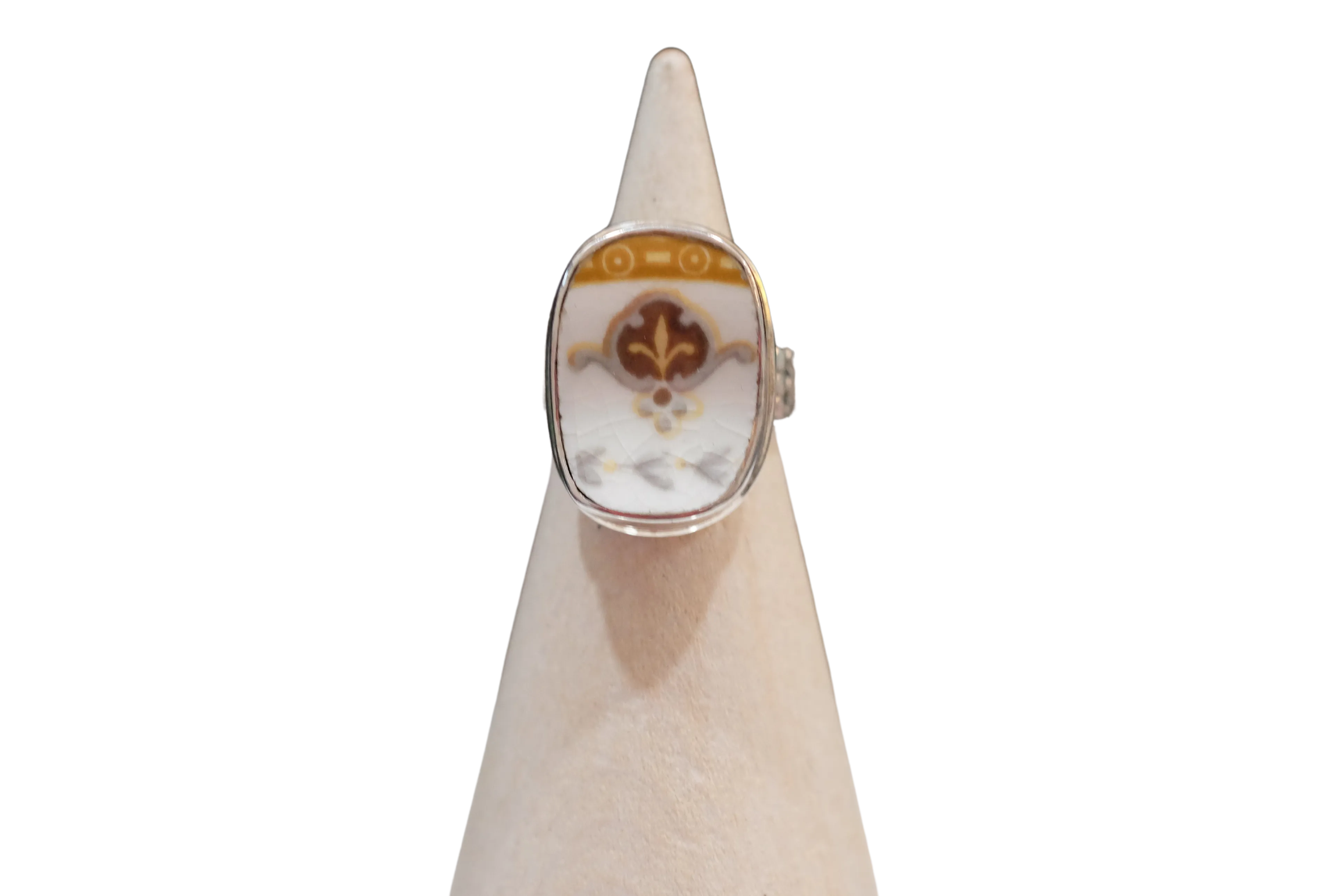 Size 6 Vintage Serenity Ring