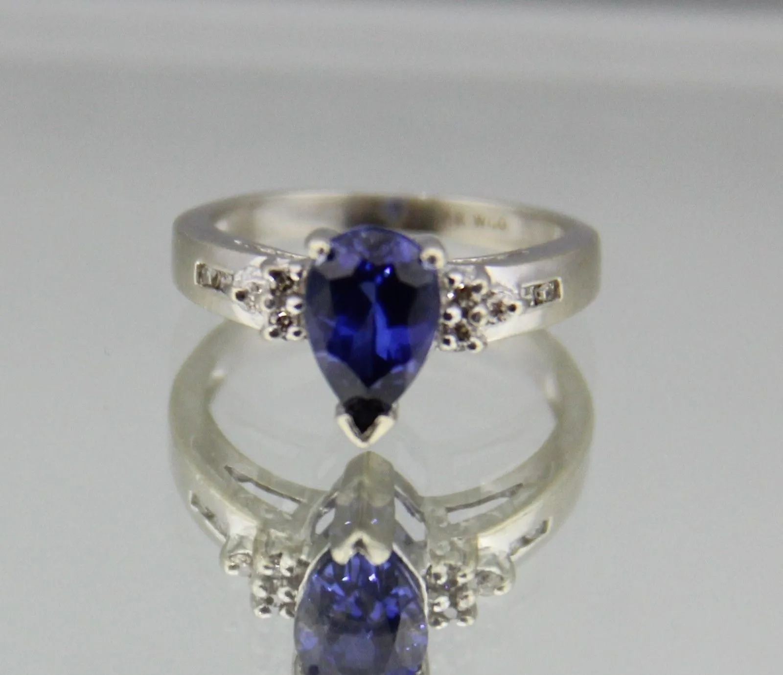 Vintage 14k White Gold Deep Rich Sapphire 1.25 Carat & Diamond Ring