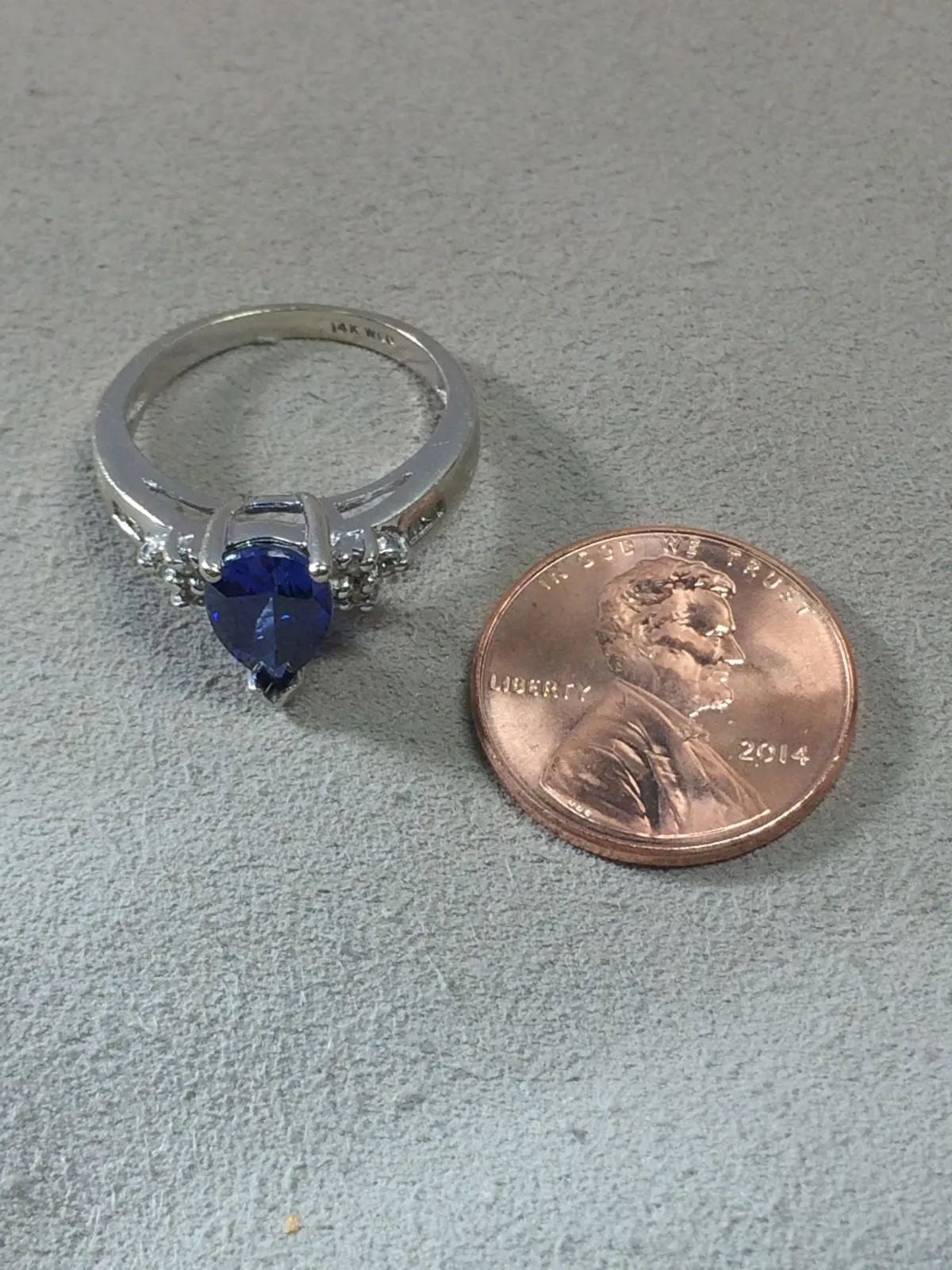 Vintage 14k White Gold Deep Rich Sapphire 1.25 Carat & Diamond Ring