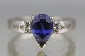 Vintage 14k White Gold Deep Rich Sapphire 1.25 Carat & Diamond Ring