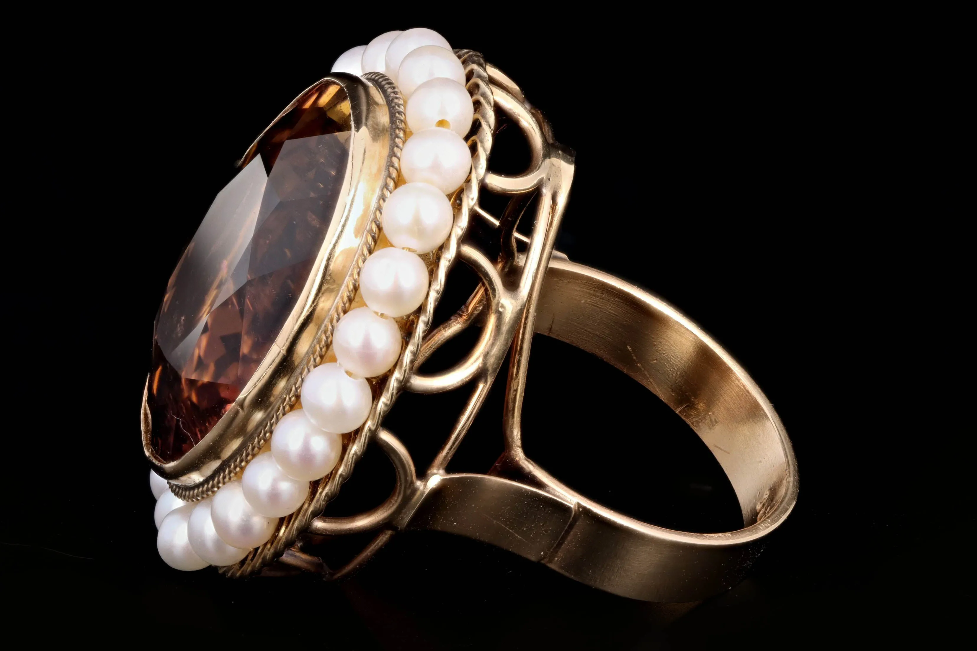 Vintage 14K Yellow Gold 22 Carat Tourmaline & Pearl Ring