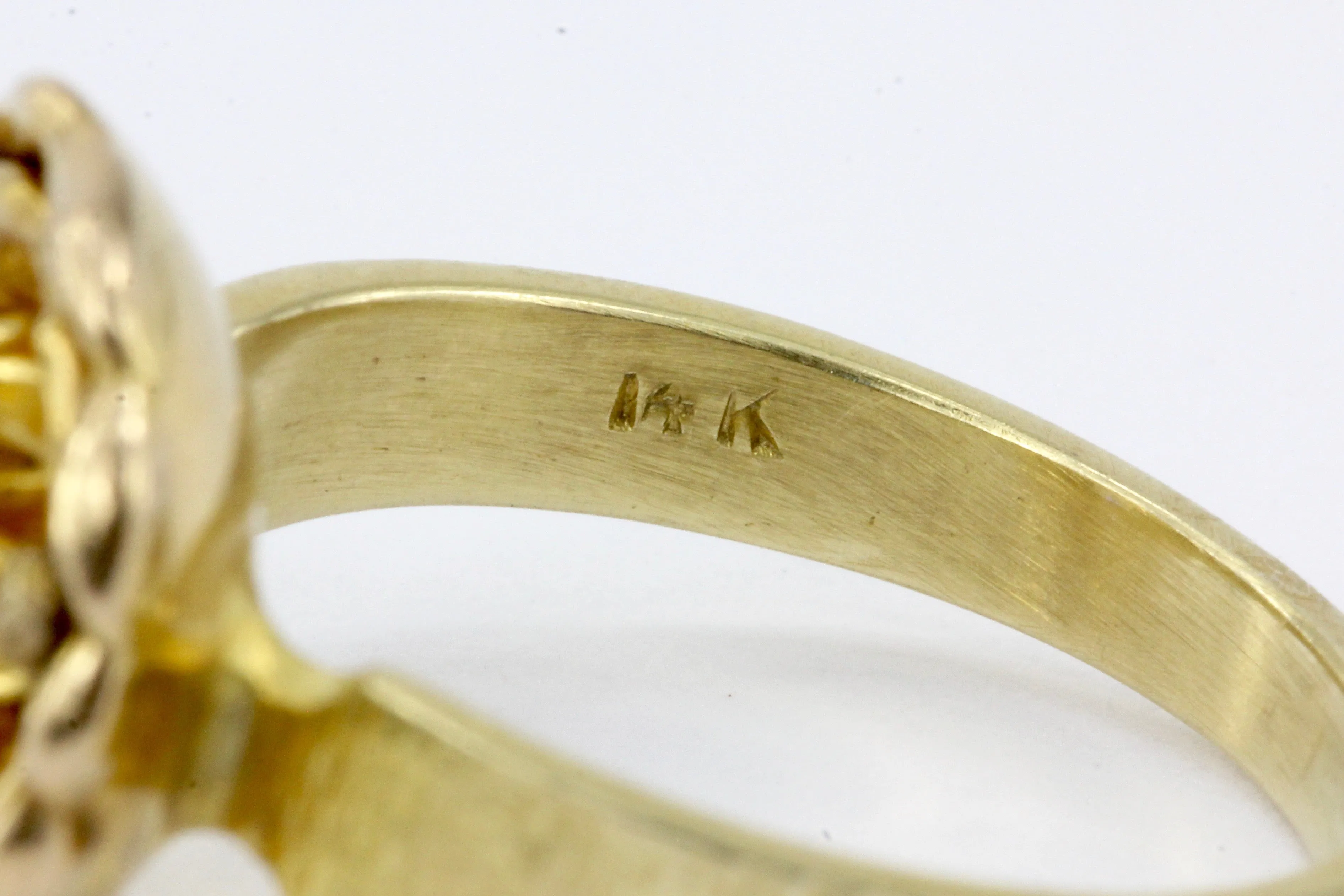 Vintage 14K Yellow Gold .32 CT Diamond Flower Ring