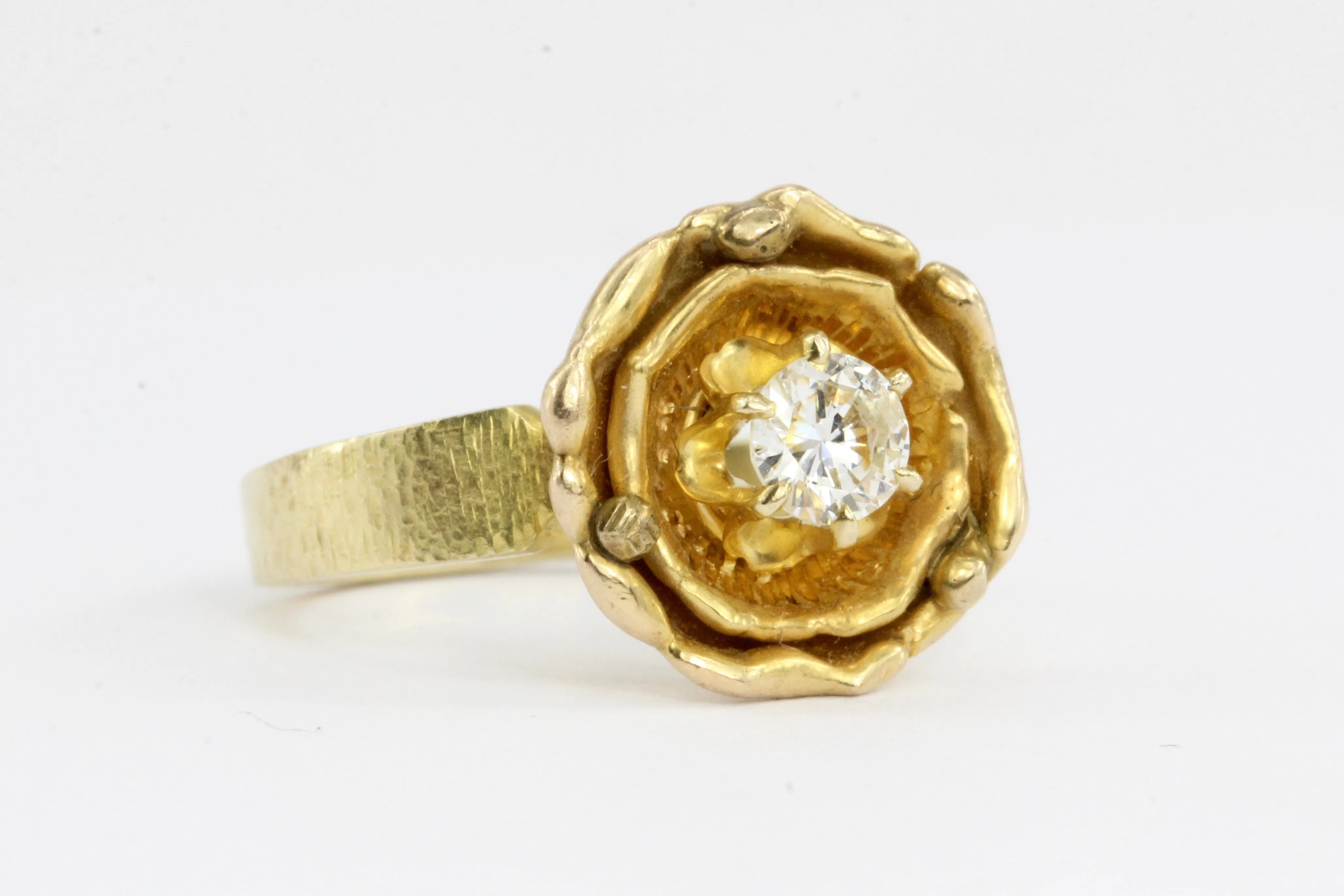 Vintage 14K Yellow Gold .32 CT Diamond Flower Ring