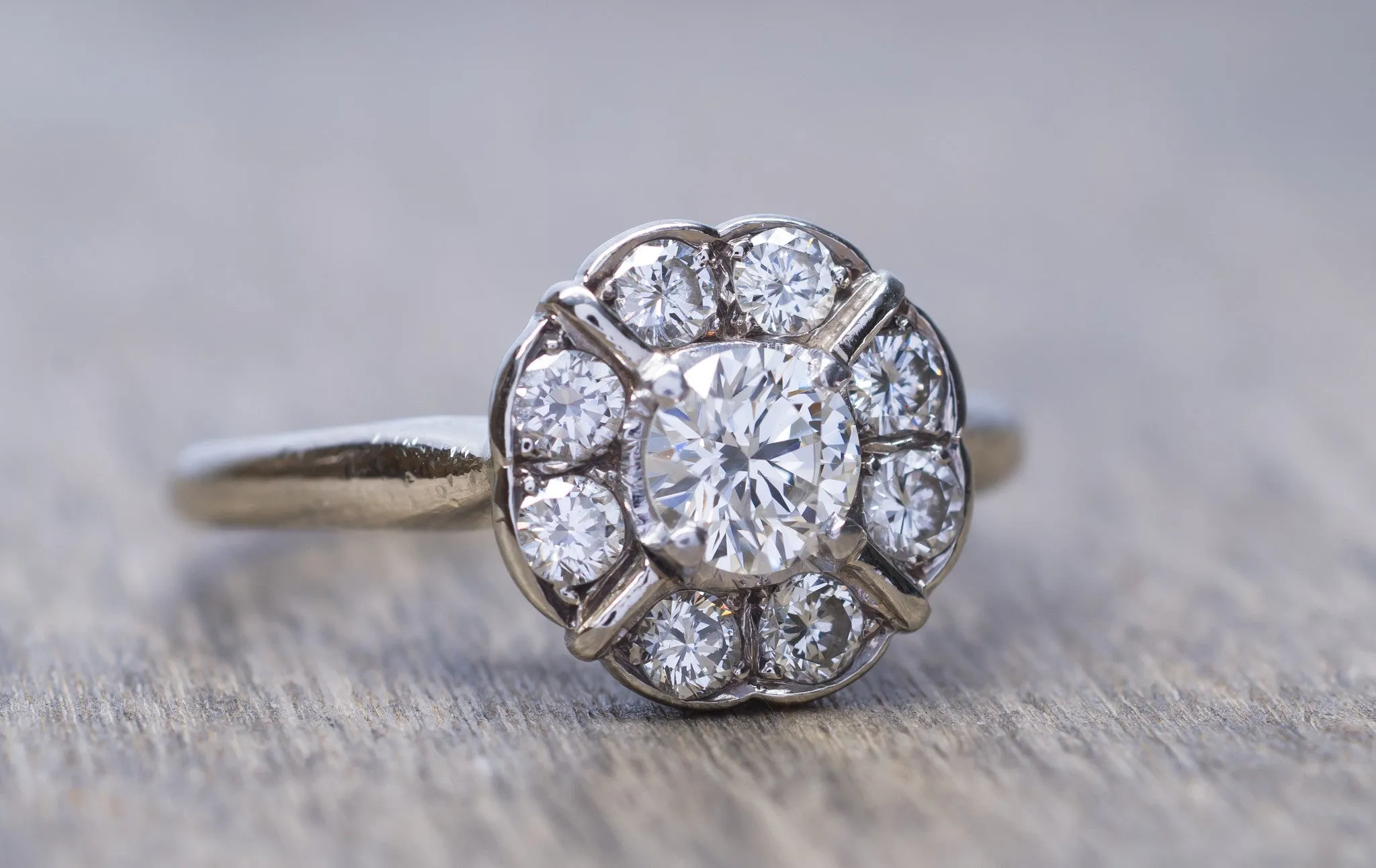 VINTAGE DIAMOND CLUSTER DAISY STYLE RING IN WHITE GOLD