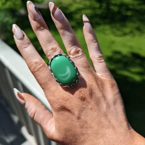 Vintage - Green Stone Silver Ring