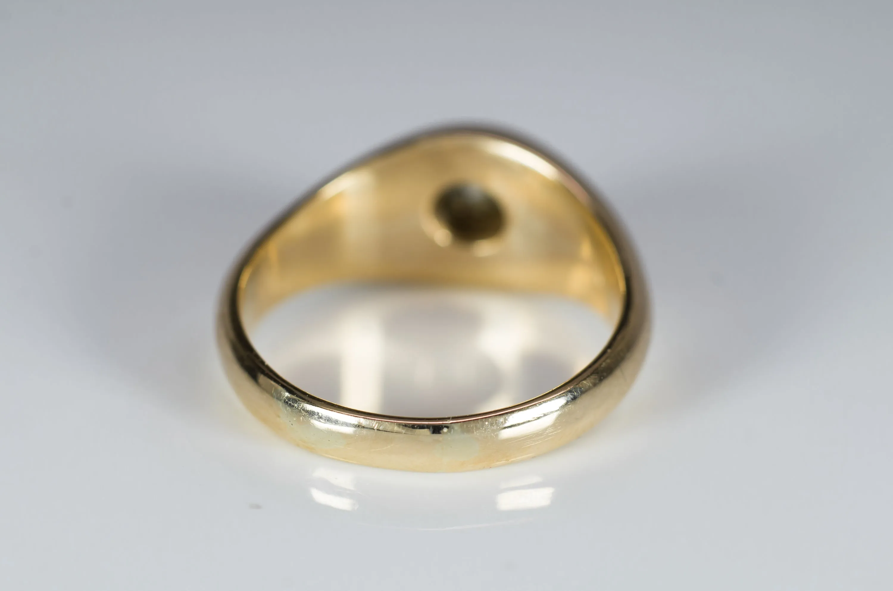 VINTAGE GYPSY SET RING IN YELLOW GOLD