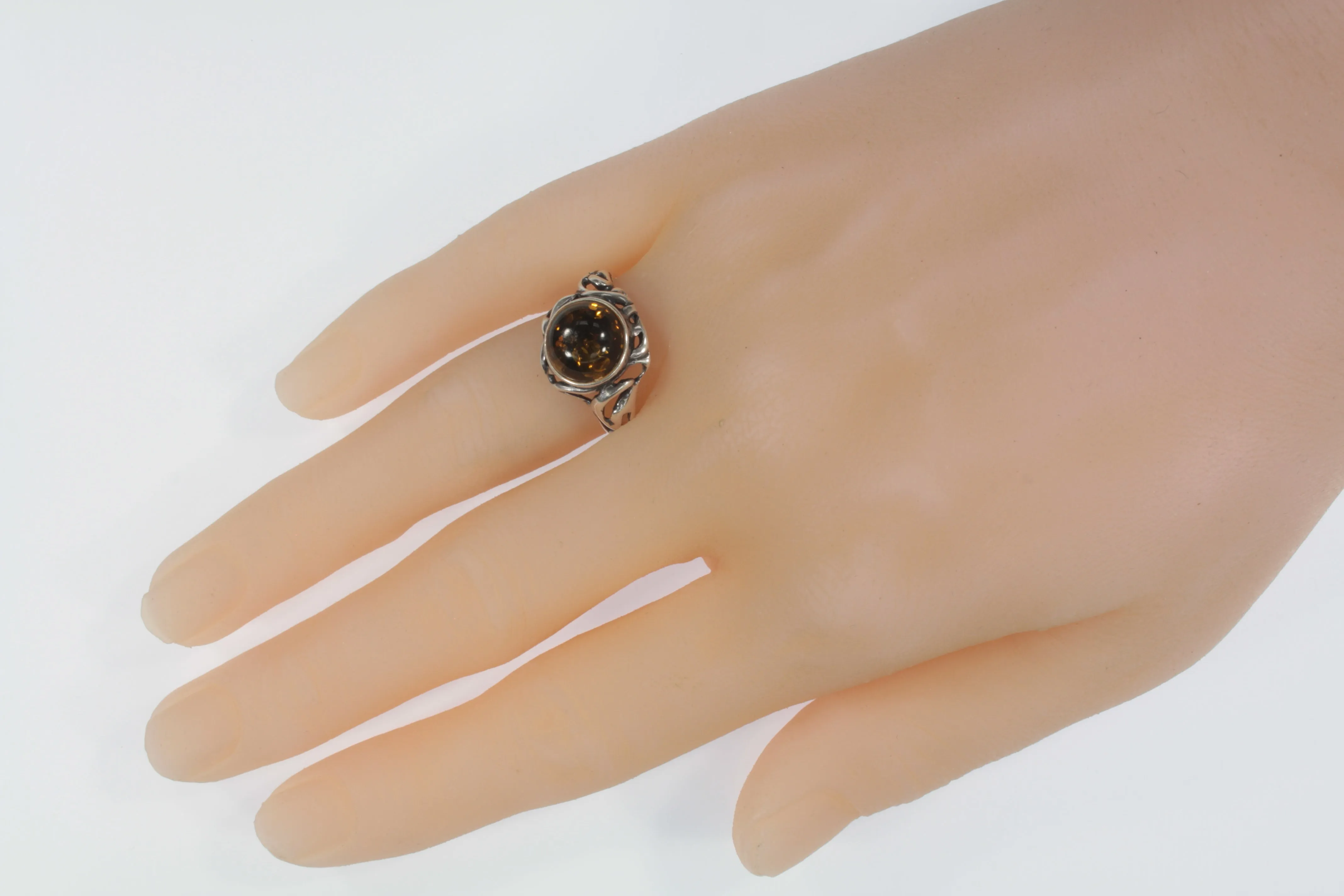 Vintage Ladies Amber Sterling Silver Ring Size 8.50!