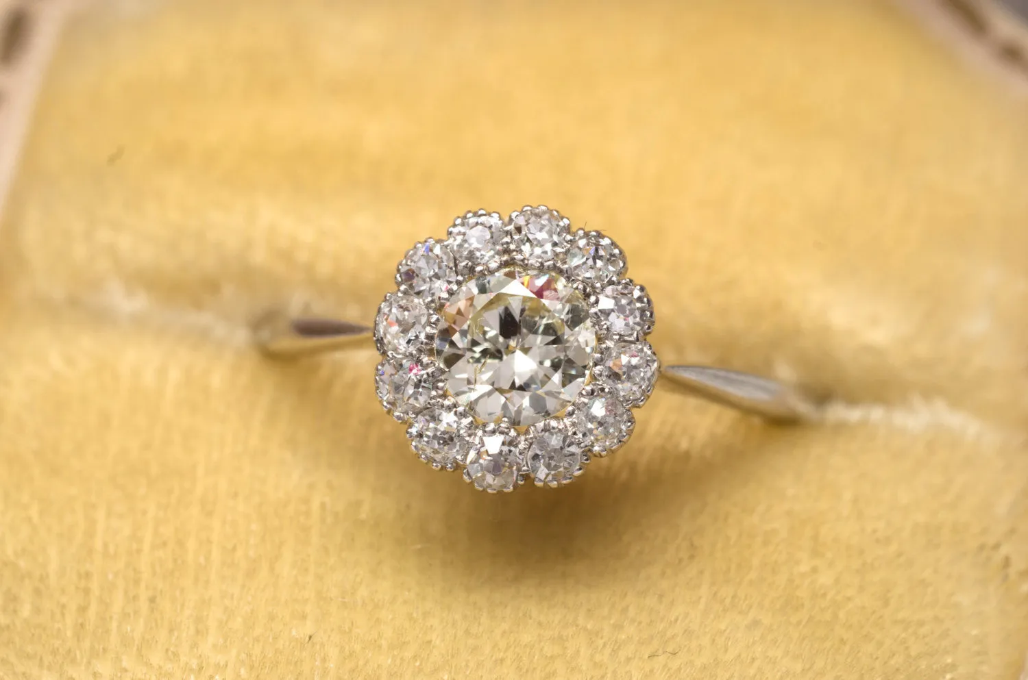 VINTAGE LIGHT YELLOW DIAMOND HALO ENGAGEMENT DAISY RING