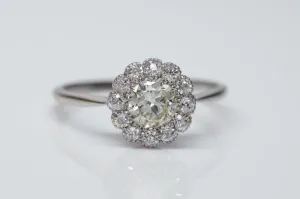 VINTAGE LIGHT YELLOW DIAMOND HALO ENGAGEMENT DAISY RING
