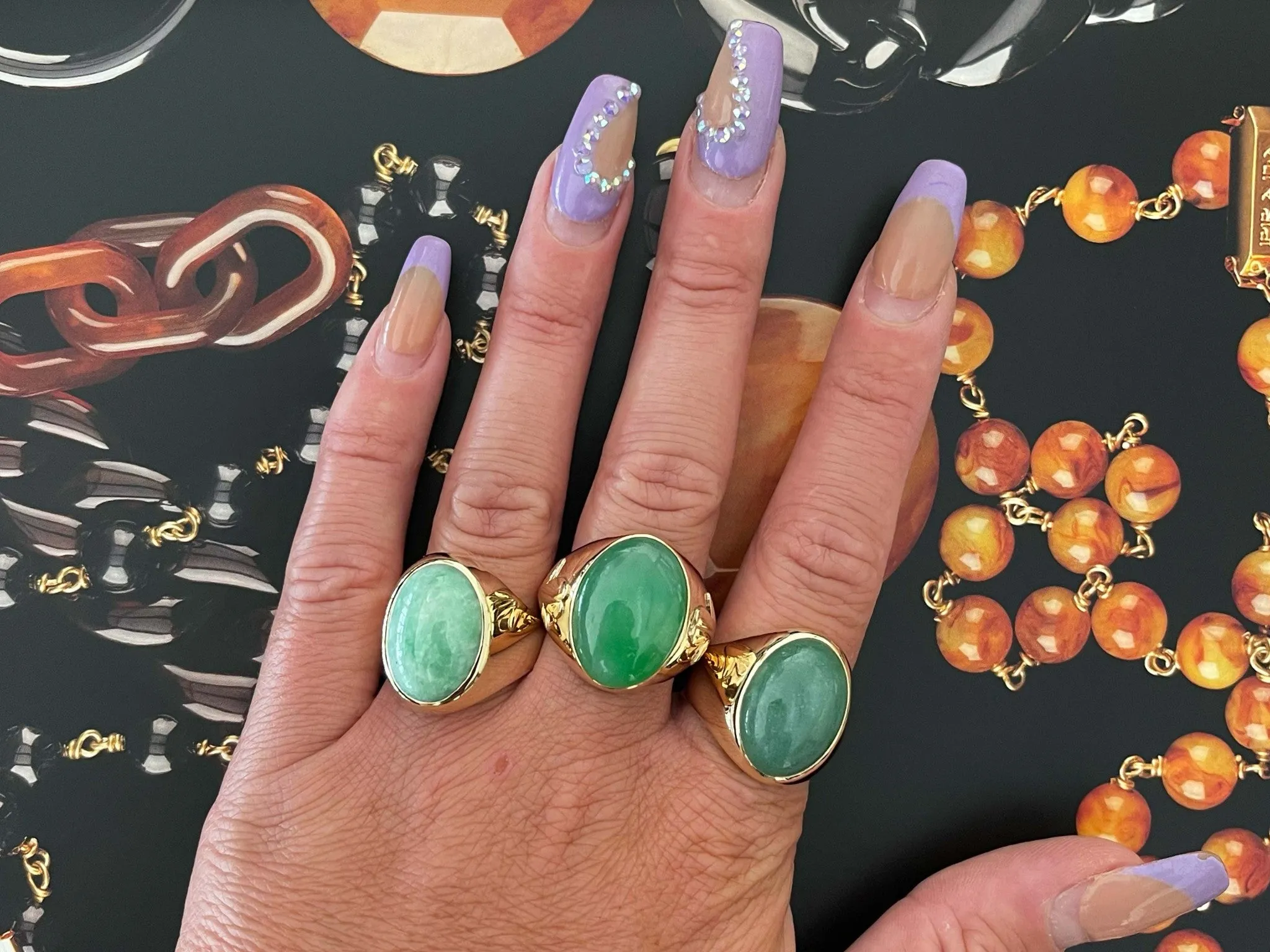 Vintage Men's Oval Cabochon Large Green Jade Ring 14k Yellow Gold