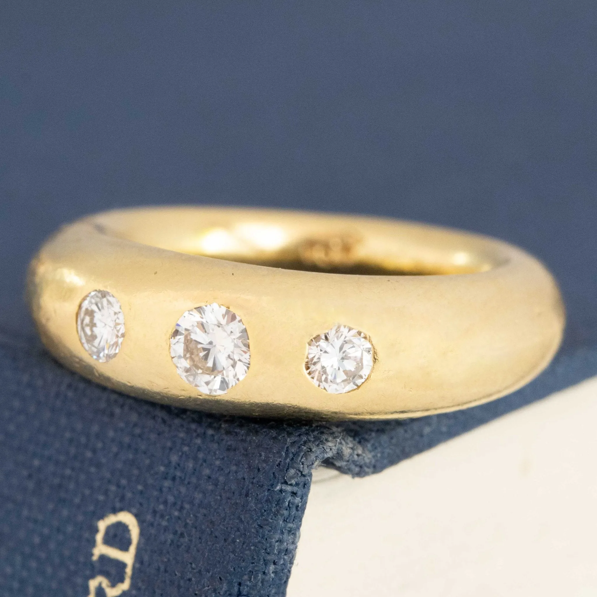 Vintage Round Brilliant Cut Diamond 3-Stone Dome Band