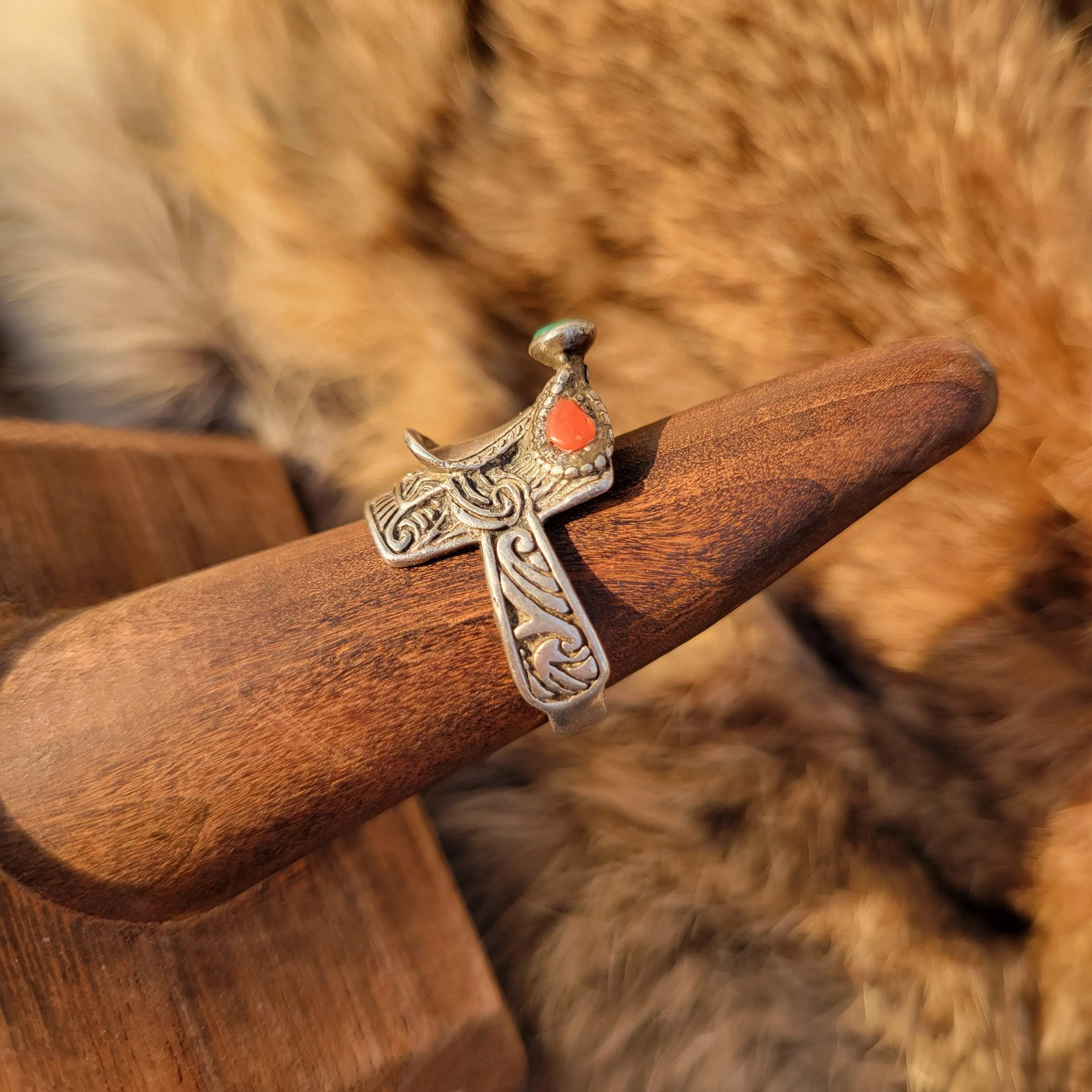 Vintage Saddle Ring - Sz 6.5