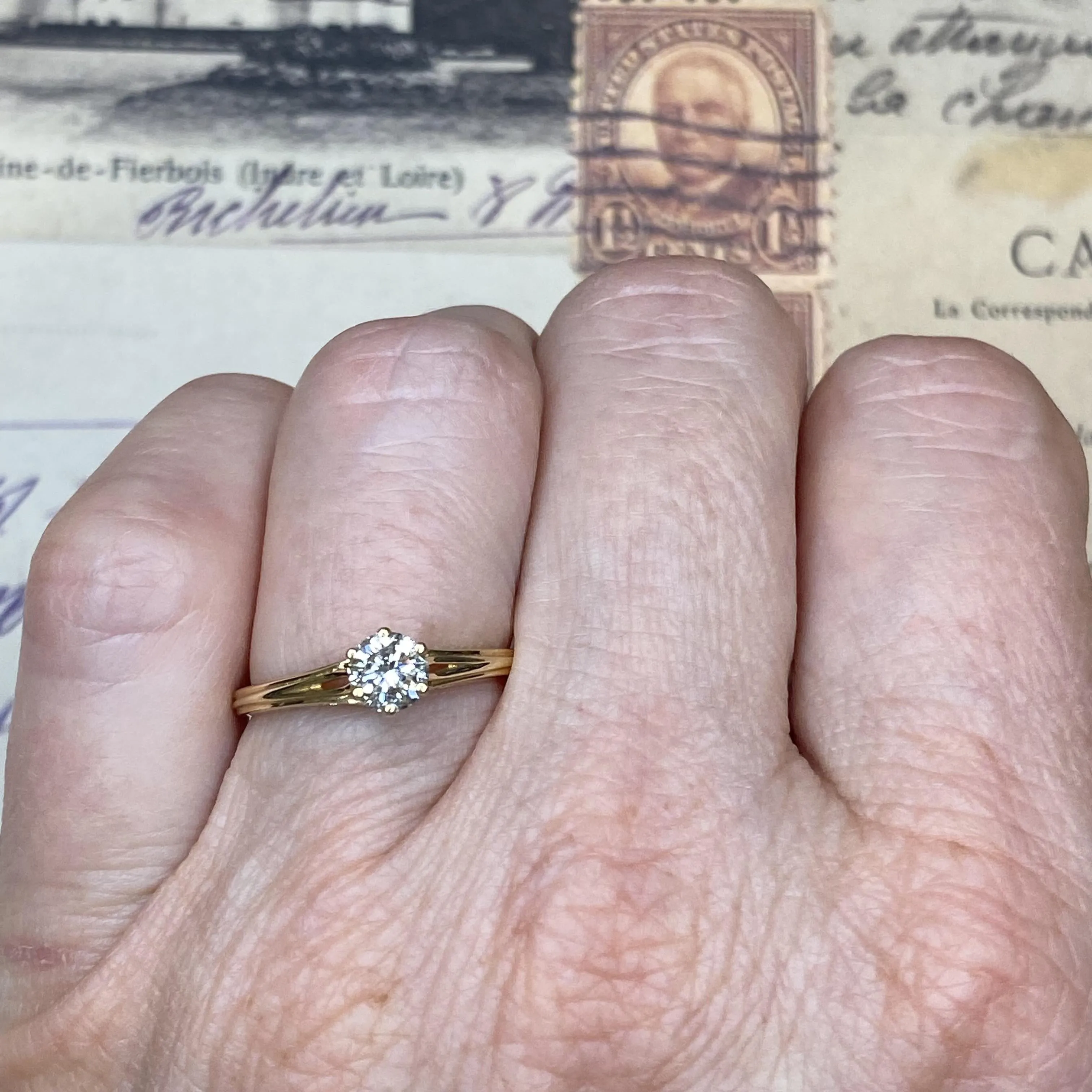 Vintage STARFIRE 14K Yellow Gold Diamond Solitaire Ring